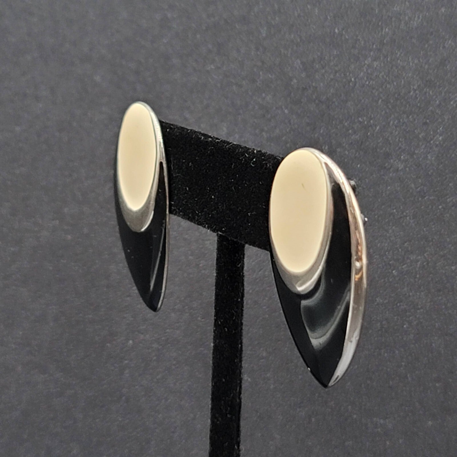 Vintage Pierced Earrings Silver tone Black Cream Enamel Drop 1 3/8"