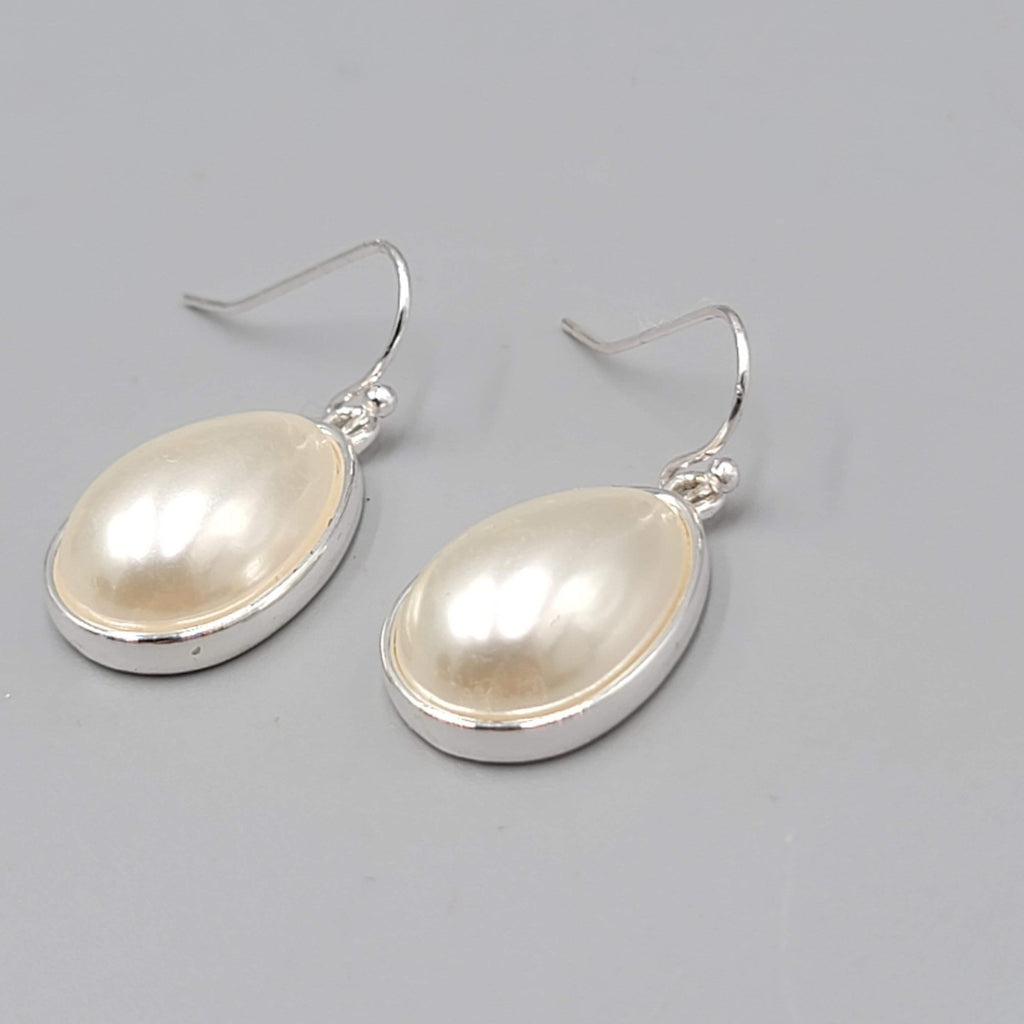 Teardrop White Pierced Earrings Silver tone Dangle   7/8"
