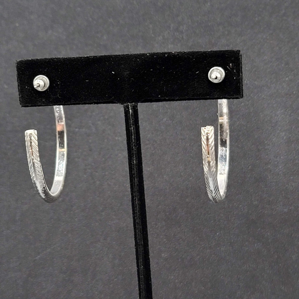 Pierced Earrings Silver tone Textured Hoops 1.5"