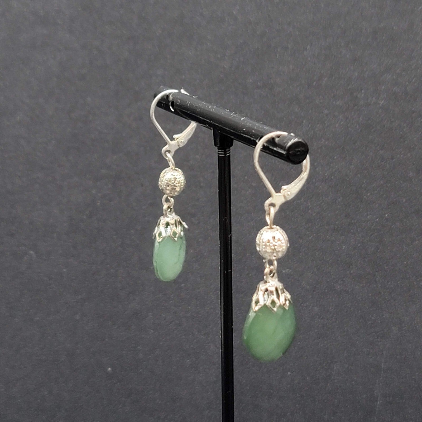 Pierced Earrings Lightweight Green Teardrop Bead Silver tone Dangle 1.25"