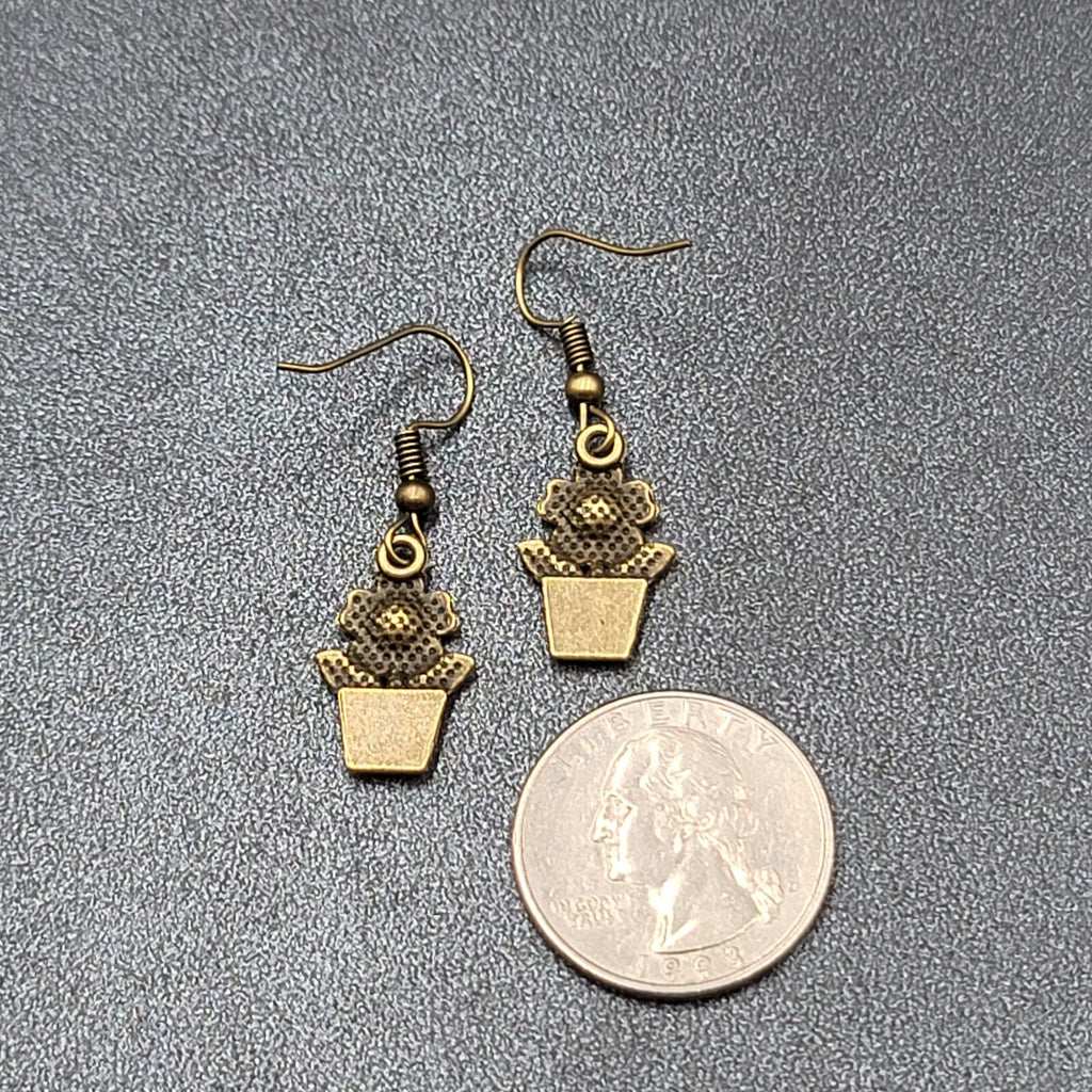 New Flower Pot Pierced Earrings Nature Bronze tone Dangle 3/4"
