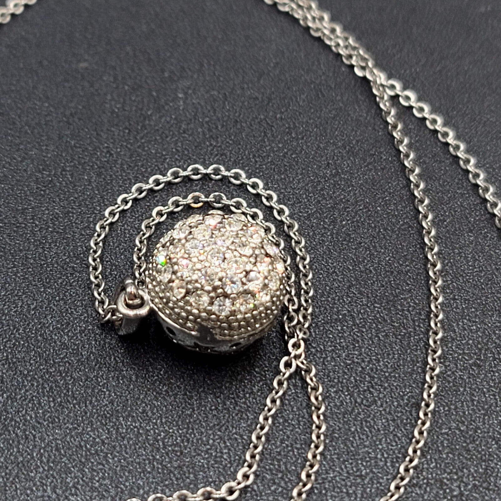 AEO American Eagle Outfitters Necklace Silvertone Long Chain Crystal Pendant 32"