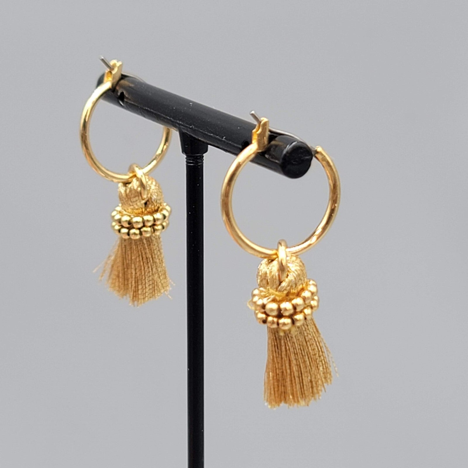 Pierced Earrings Gold tone Hoops Metallic Tassel Dangle 1.5"