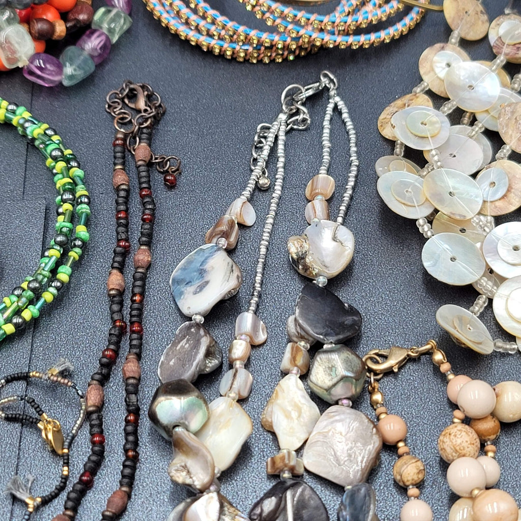 Colorful Jewelry Lot Necklaces Bracelets Pendant 48 pcs