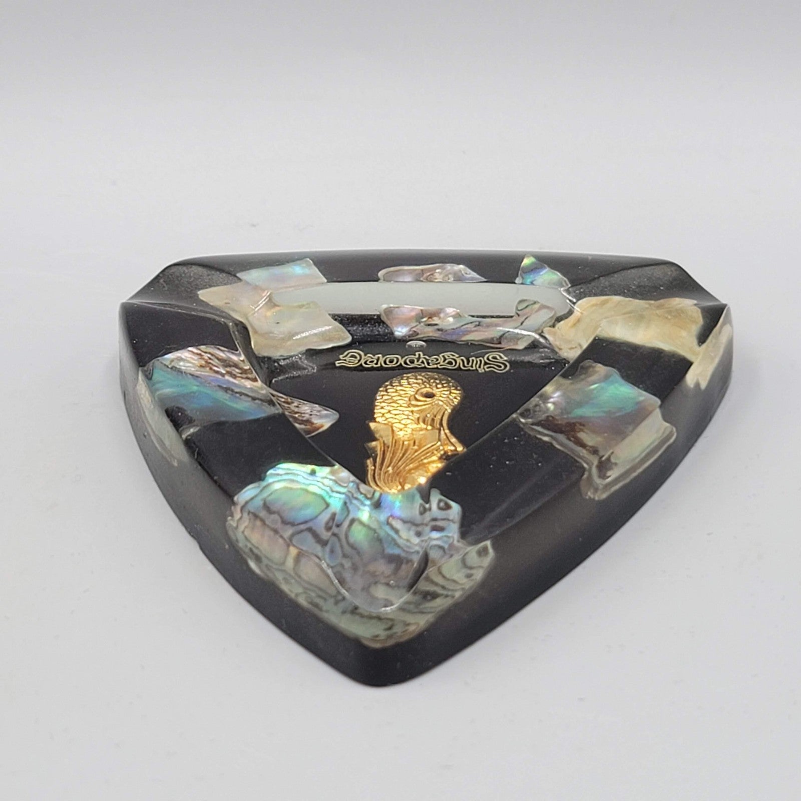 Singapore Merlion Abalone Shell Inlay Triangular Black Resin Ashtray Souvenir