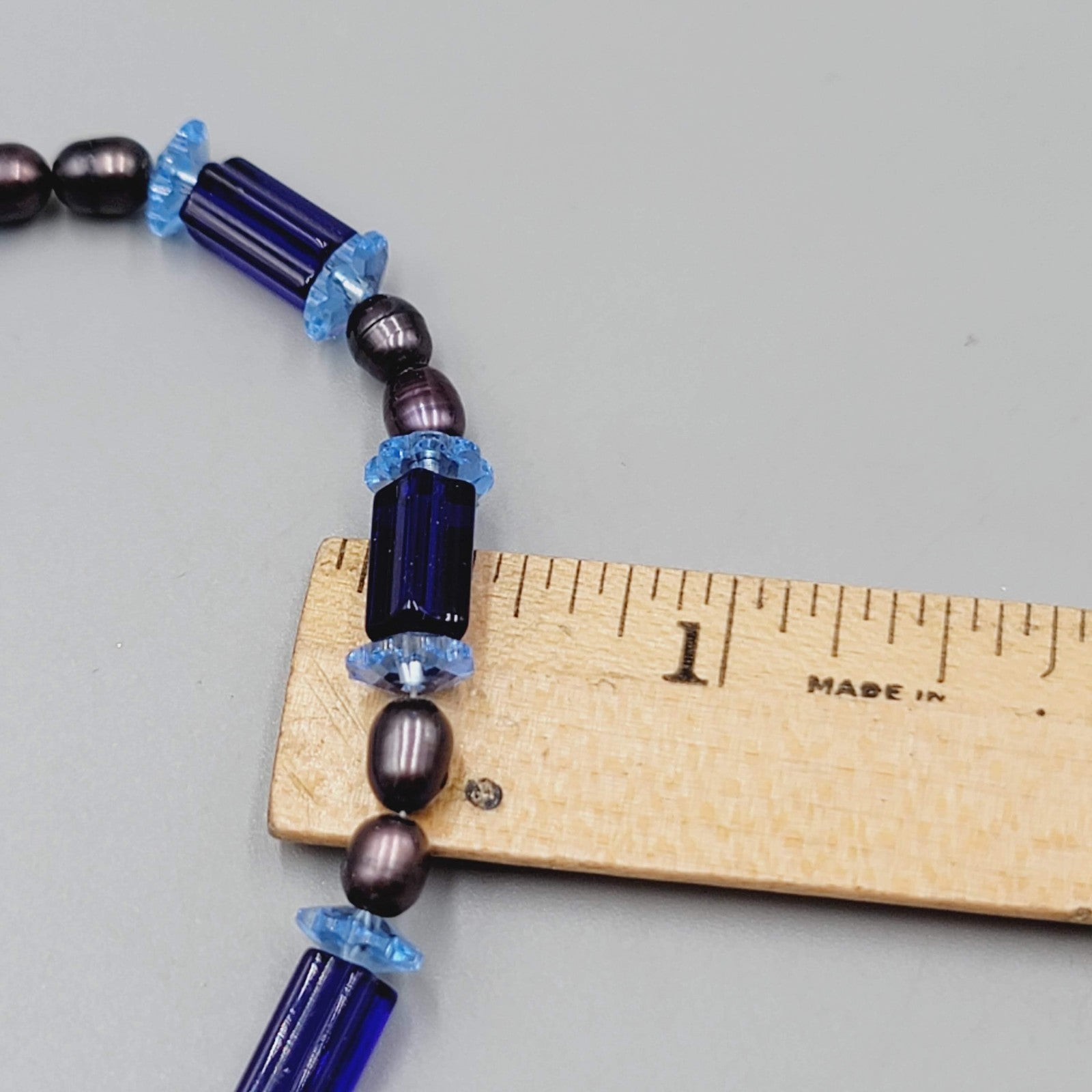 Blue Glass Peacock Pearl Bead Bracelet Toggle Clasp 7 in