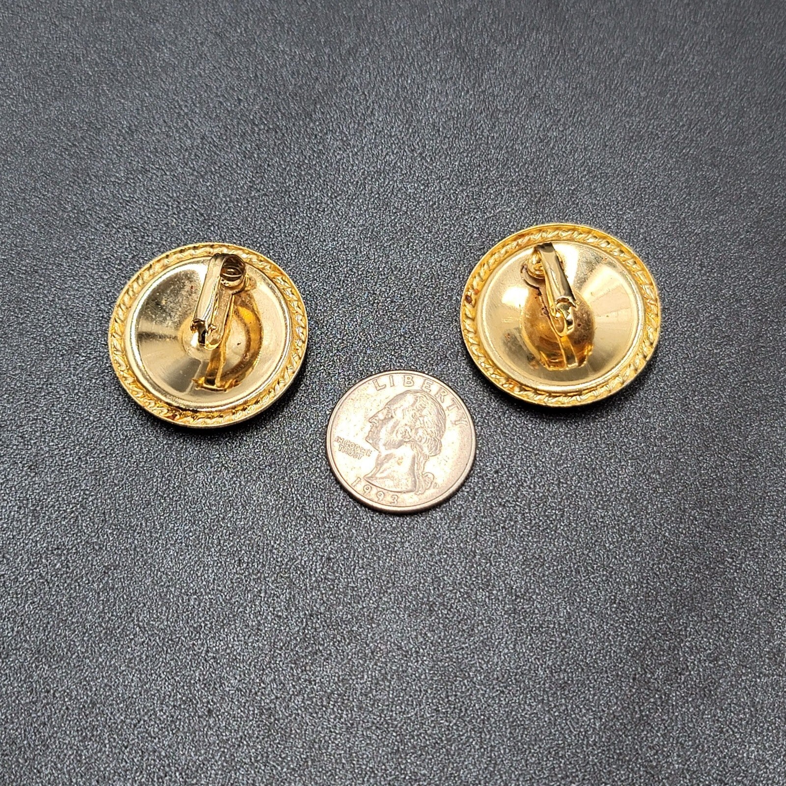 Vintage Clip on Earrings Gold tone Pink Enamel Swirl Round 1.5"