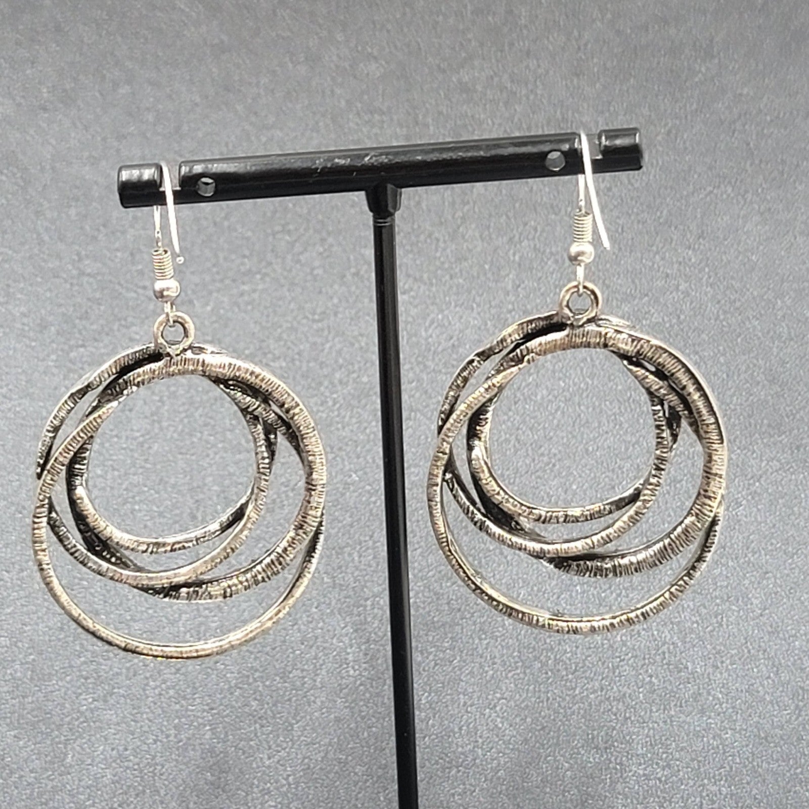 Pierced Earrings Black Metal Circle Hoops Dangle 1.75"