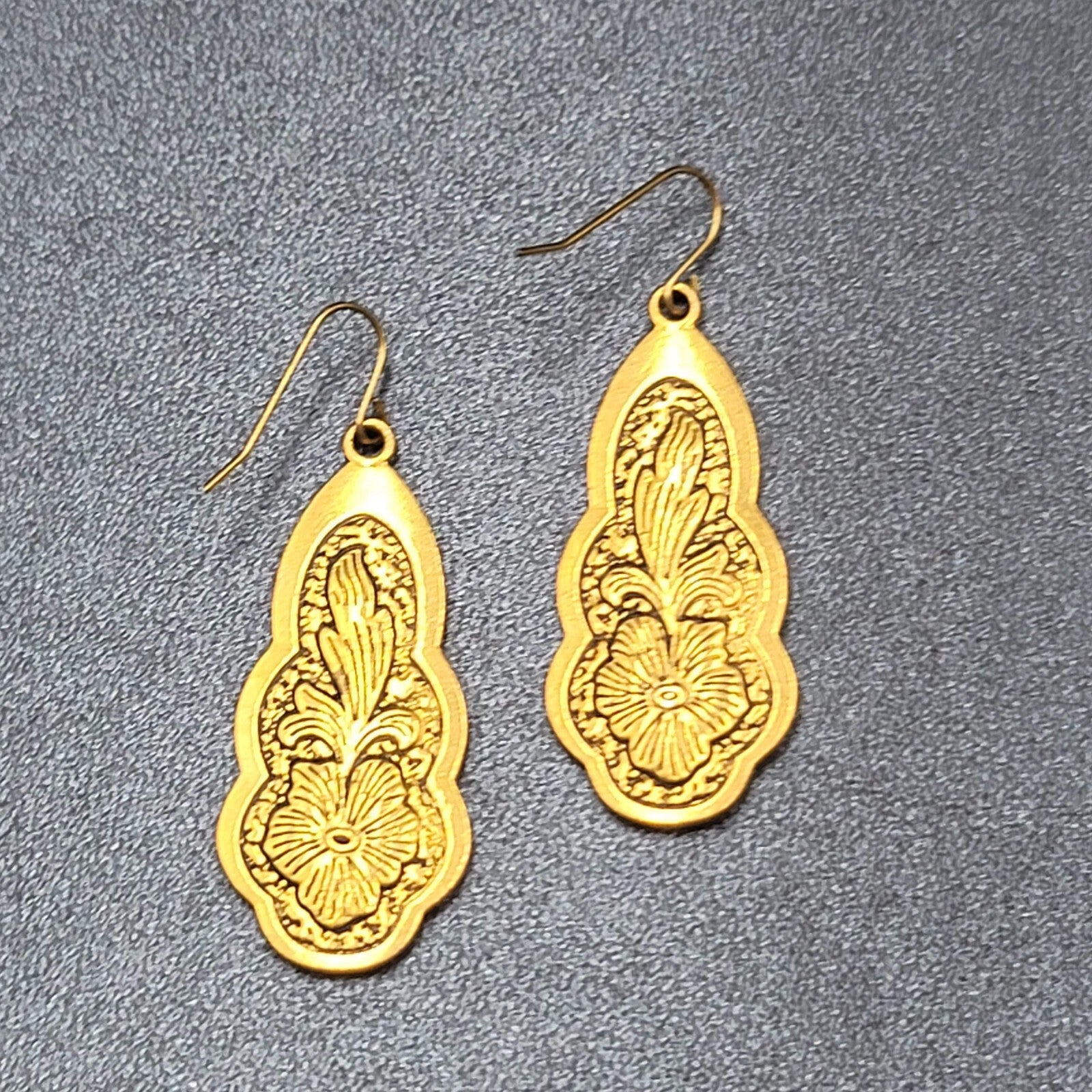 Pierced Earrings Gold Plated Black Embossed Flowers Dangle 1.75"