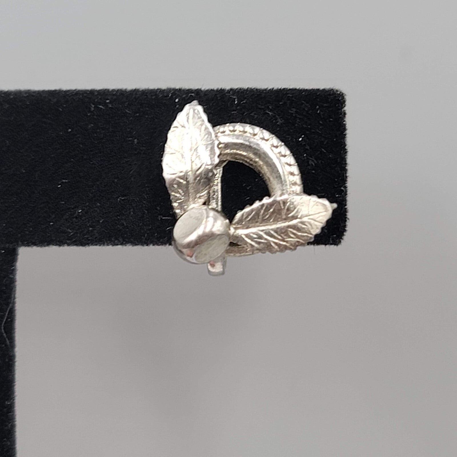 Vintage Stud Clip on Earrings Screw Back Silver tone 5/8"