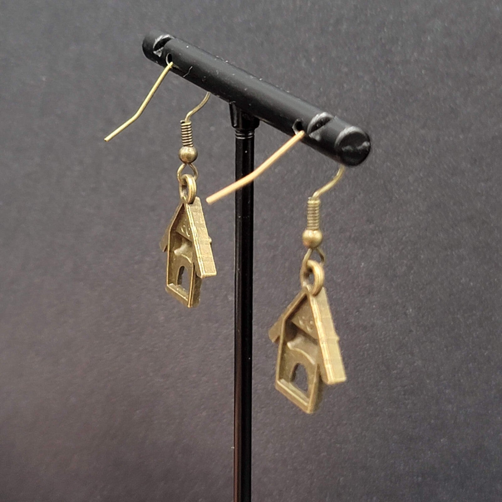 Top Dog Doghouse Pierced Earrings Bronze tone Dangle 3/4"