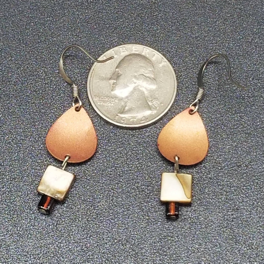 Pierced Earrings Red Enamel Shell Statement Dangle 3/8"