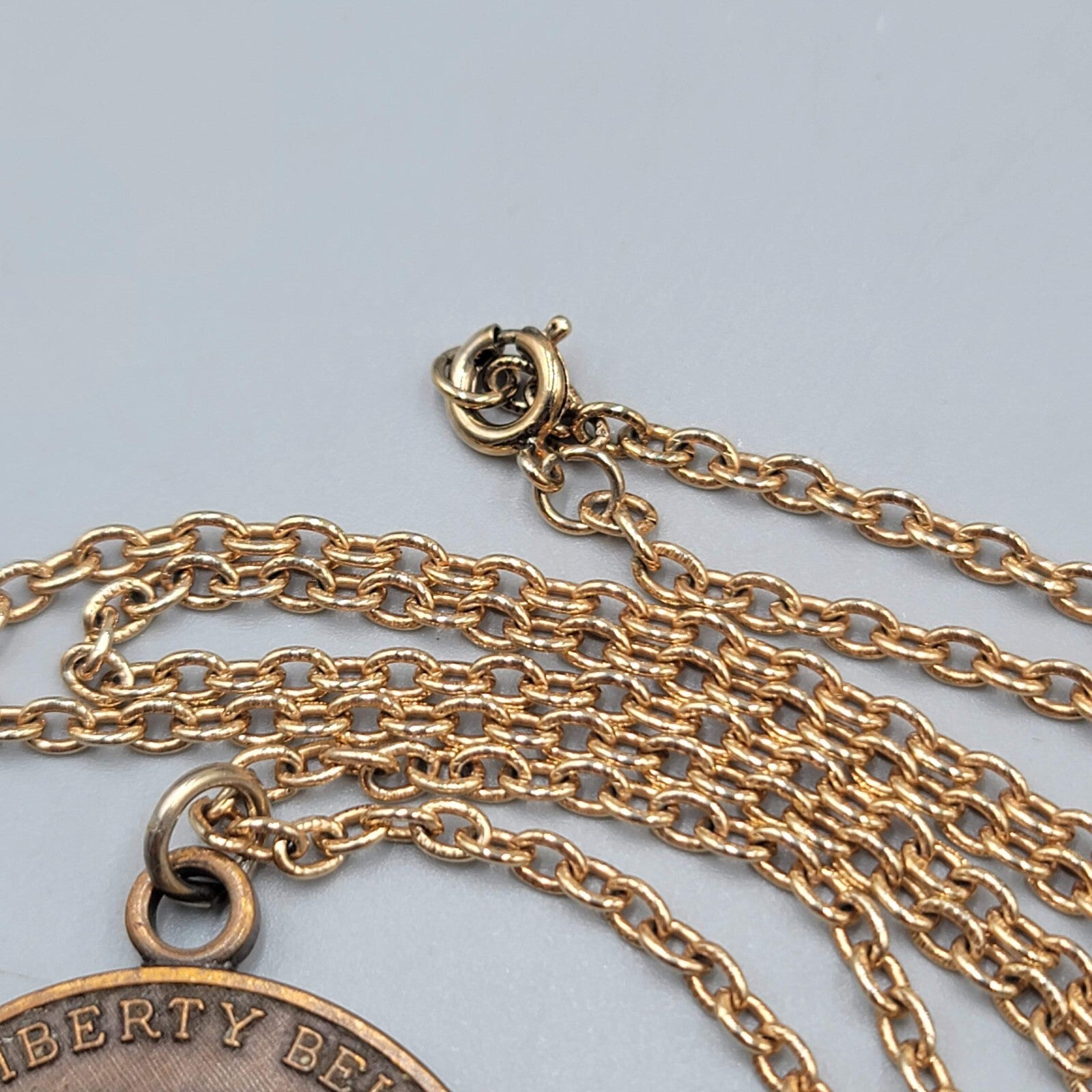 Vtg Liberty Bell Commemorative Mint Registered Coin Pendant Necklace Bronze tone