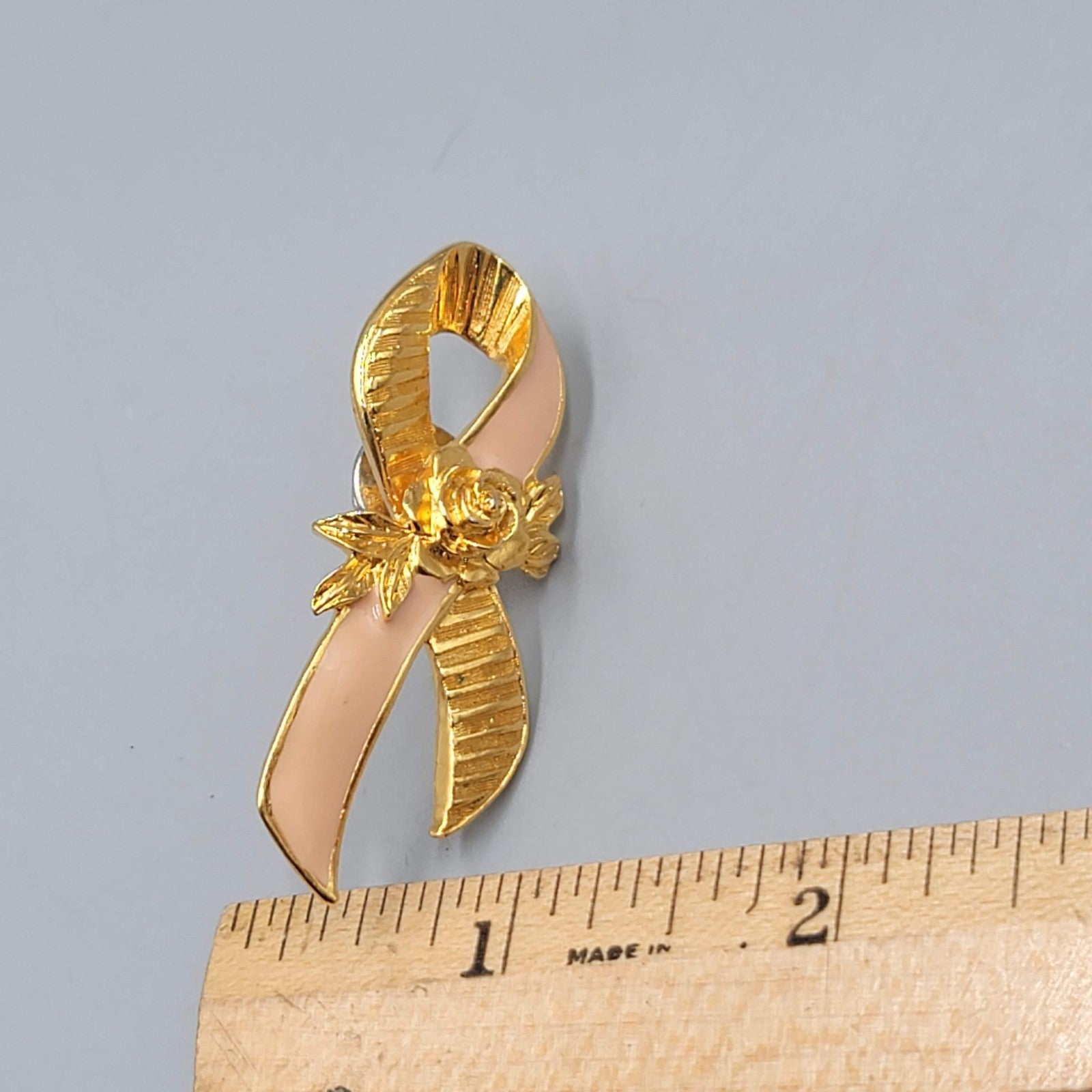 Avon Breast Cancer Awareness Pink Ribbon Pin Gold Tone Rose Lapel Pin Brooch