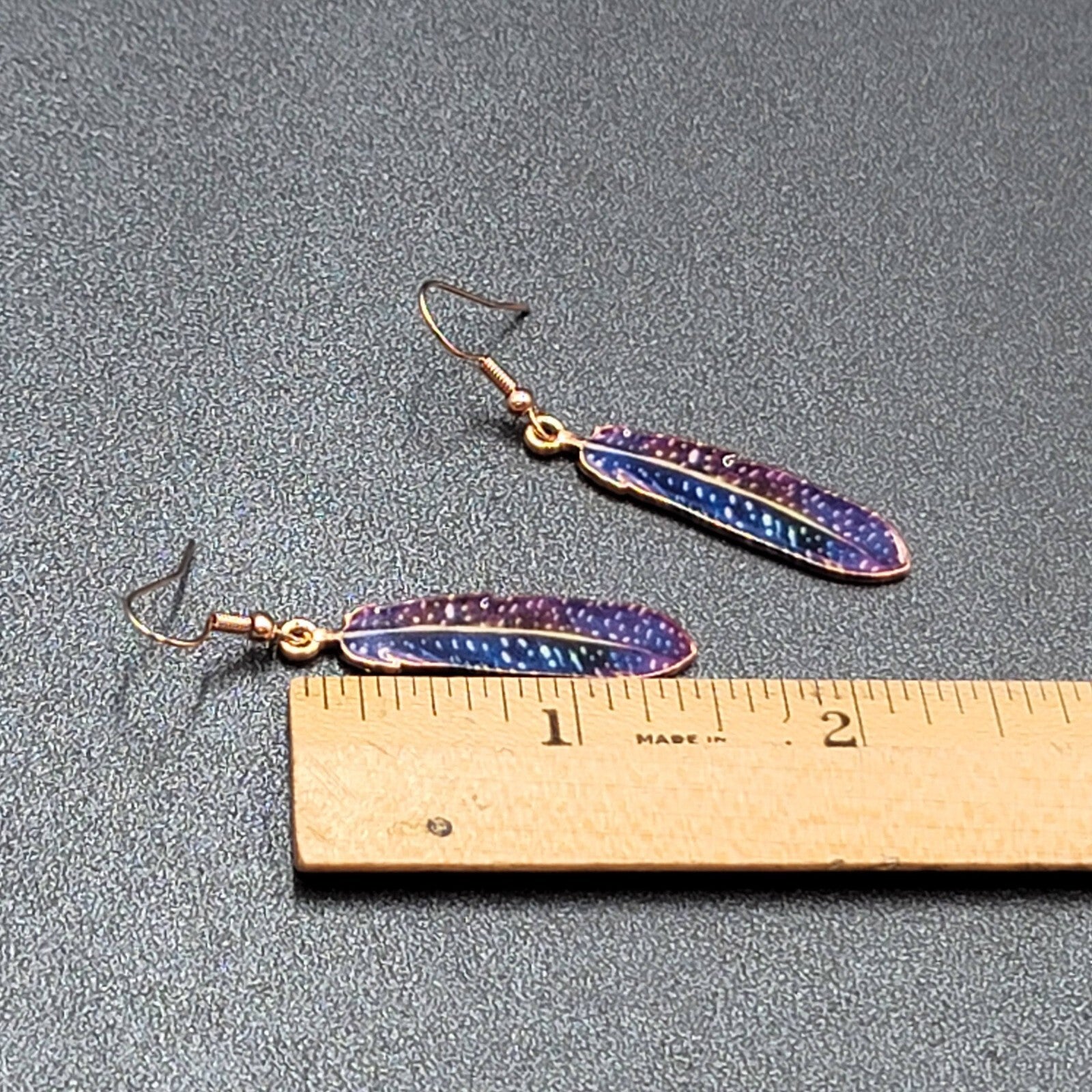 Metal Feather Pierced Earrings Blue Purple White Specks Gold tone Dangle 1.5"
