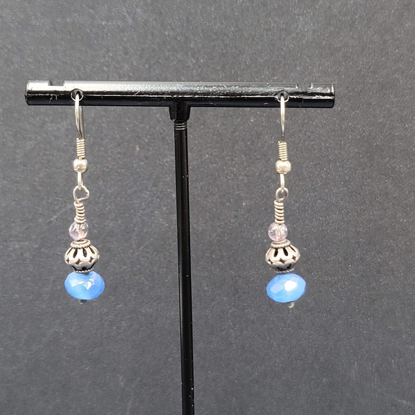 Pierced Earrings Silver tone Blue Glass Faceted Bead Dangle 1"