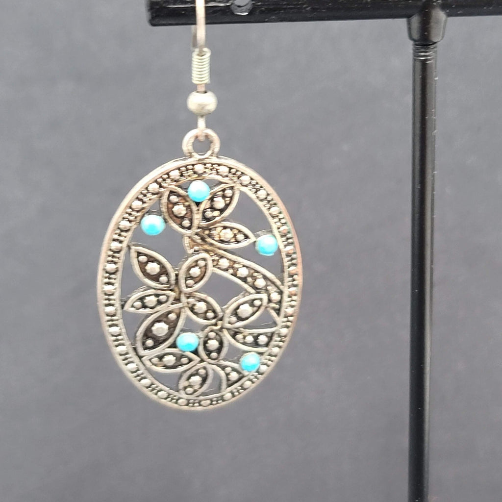 Pierced Earrings  Flowers Oval Statement Blue Accent Dangle 1.5"