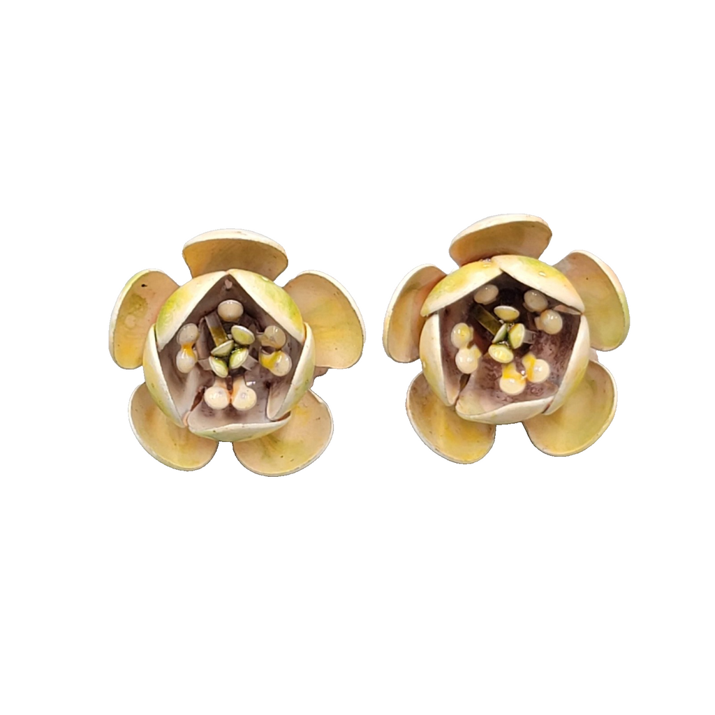 Vintage Lisner Yellow Green Enamel Flower Clip on Earrings 1 in