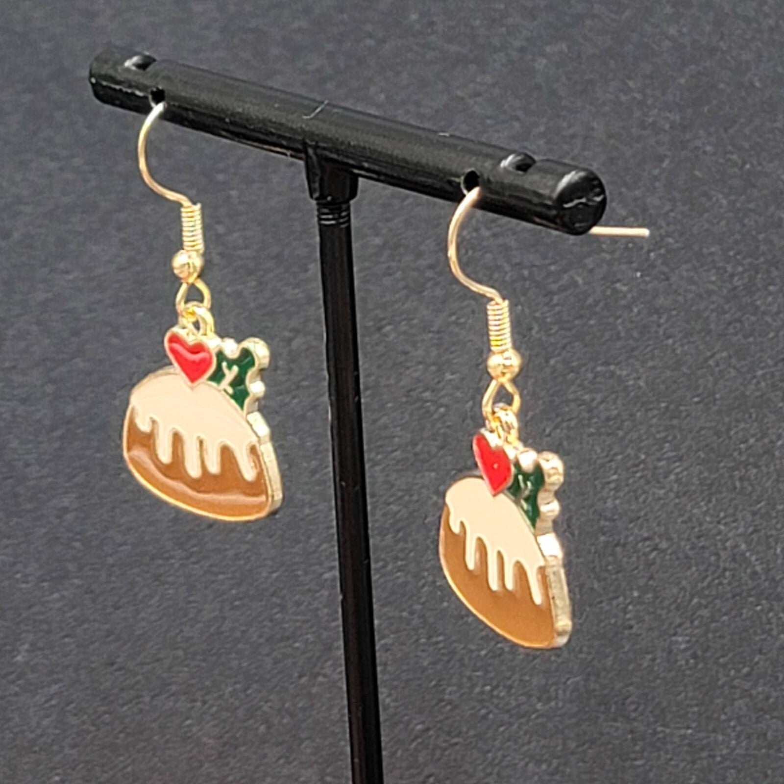 Bundt Cake Pierced Earrings Gold tone Dangle Enamel Sweet Treat 3/4"
