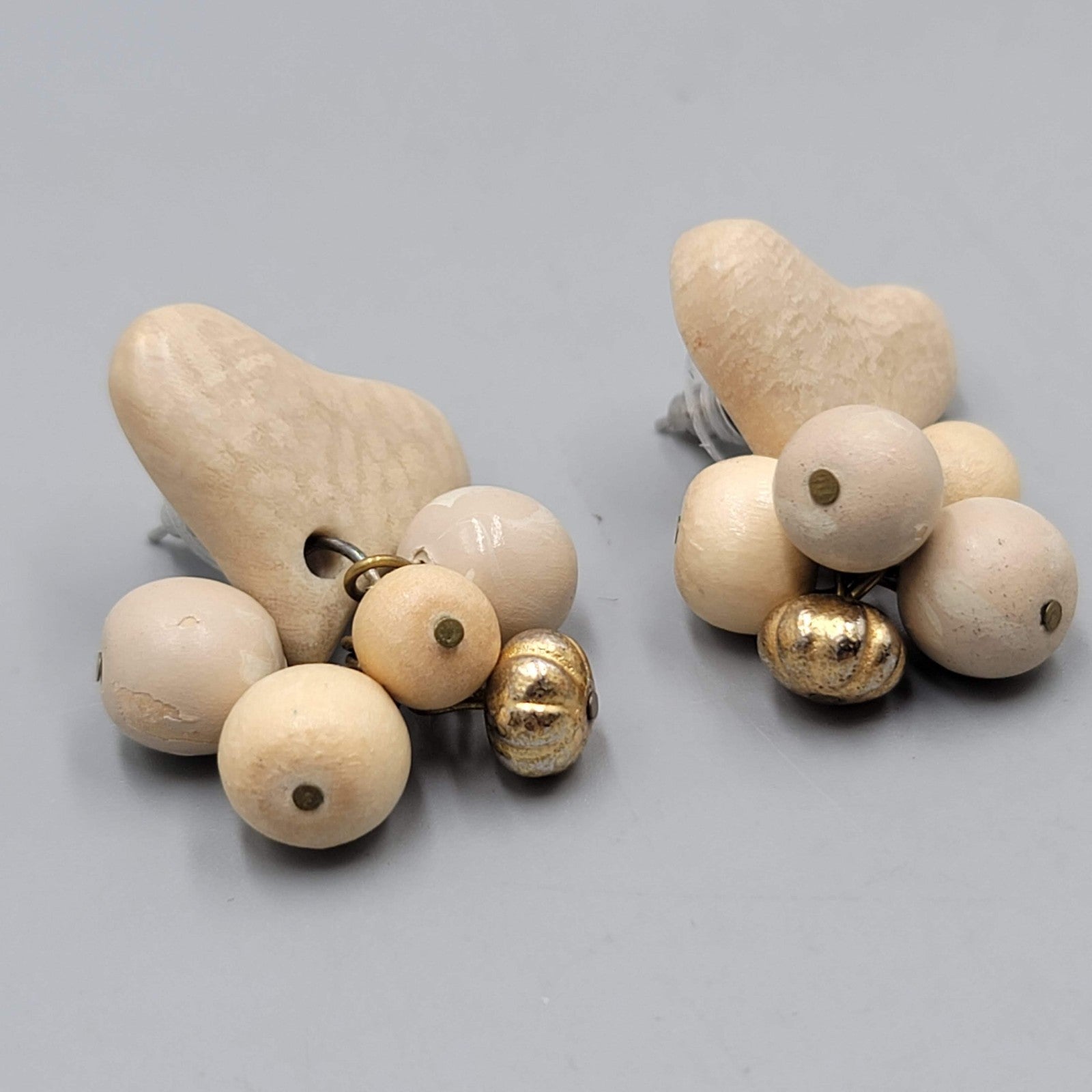 Vintage Heart Bead Pierced Earrings White Stone Dangle 1.5 in