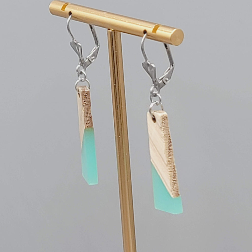 Wood Teal Resin Pierced Earrings Silver tone Dangle 1.25"