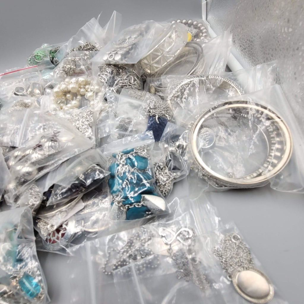 Large Lot of Silver tone Modern Jewelry Necklaces Earrings Bracelet 160+ Pieces!