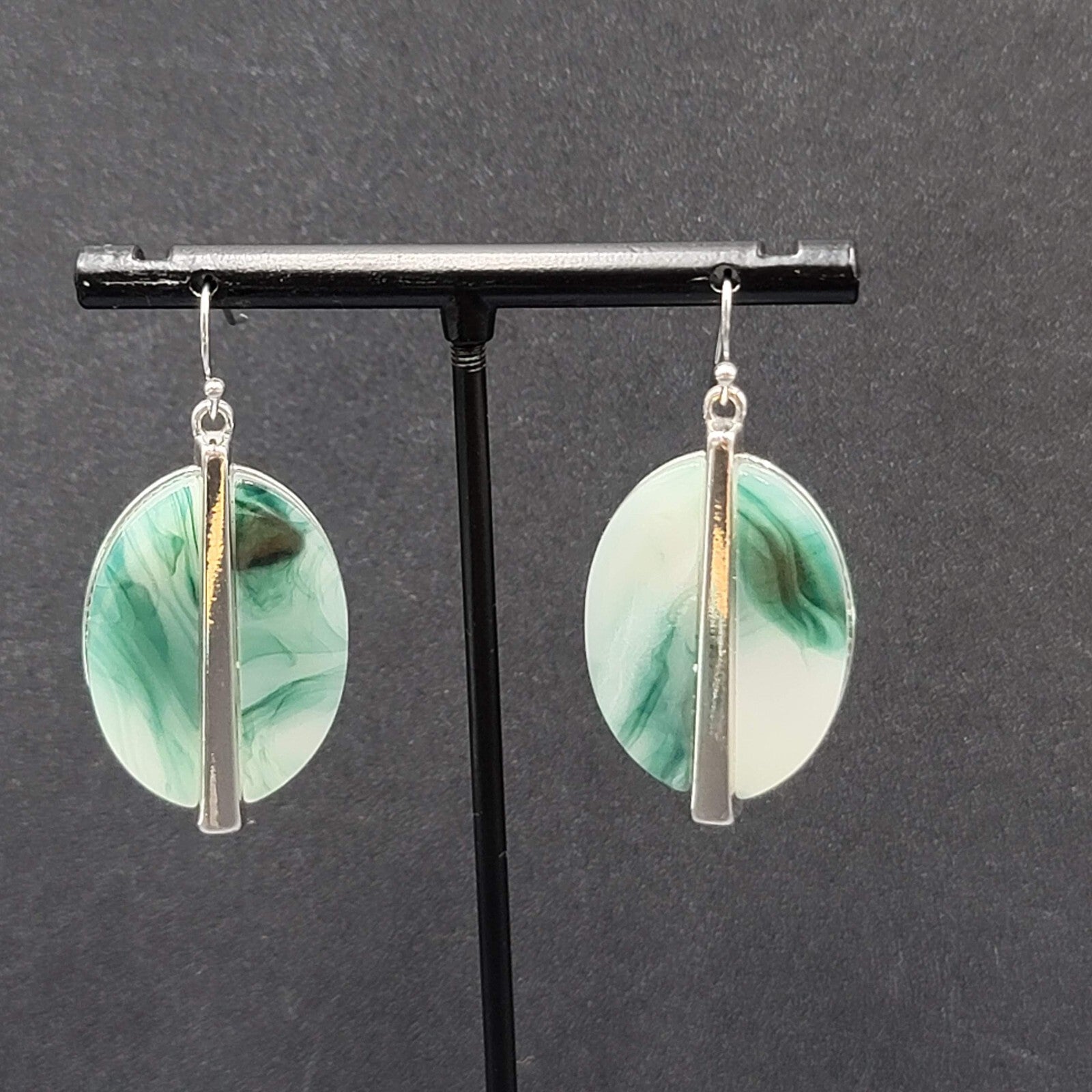 Pierced Earrings Silver tone Green White Resin Oval Dangle 1 3/8"