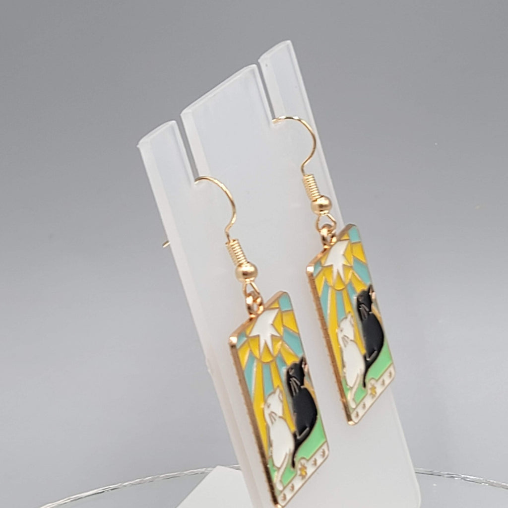 Black White Kitty Cat Sun Enamel Pierced Earrings Gold tone Dangle 1 1/8"