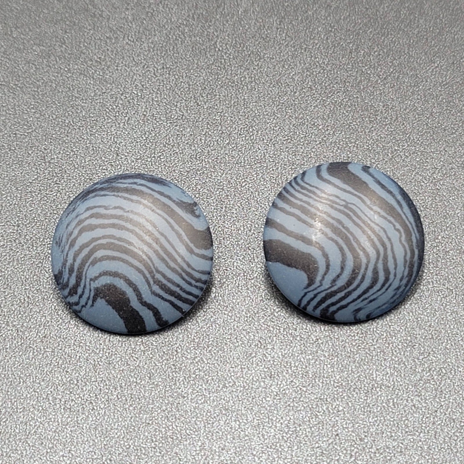 Vintage Pierced Earrings Blue Black Swirl Disc Drop 1.25"
