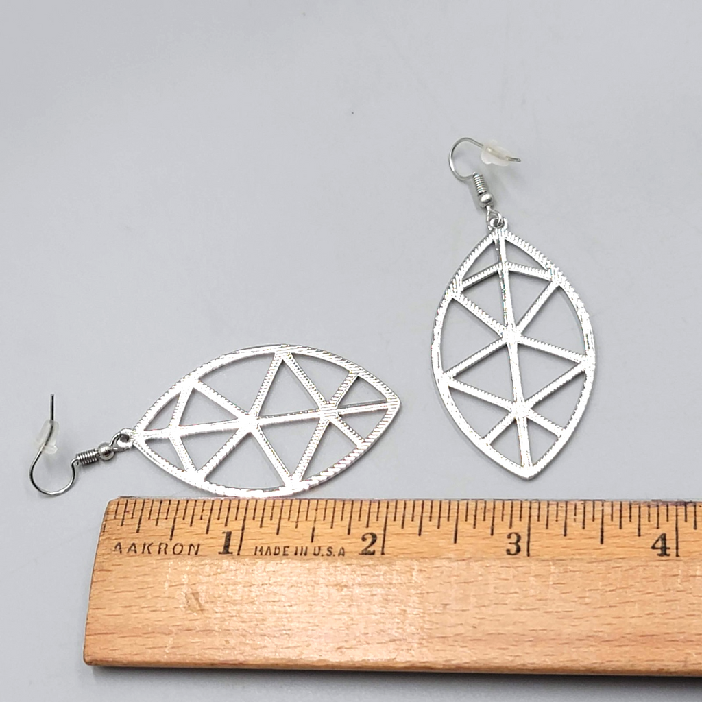 Geometric Open Work Pierced Earrings Silver tone Dangle