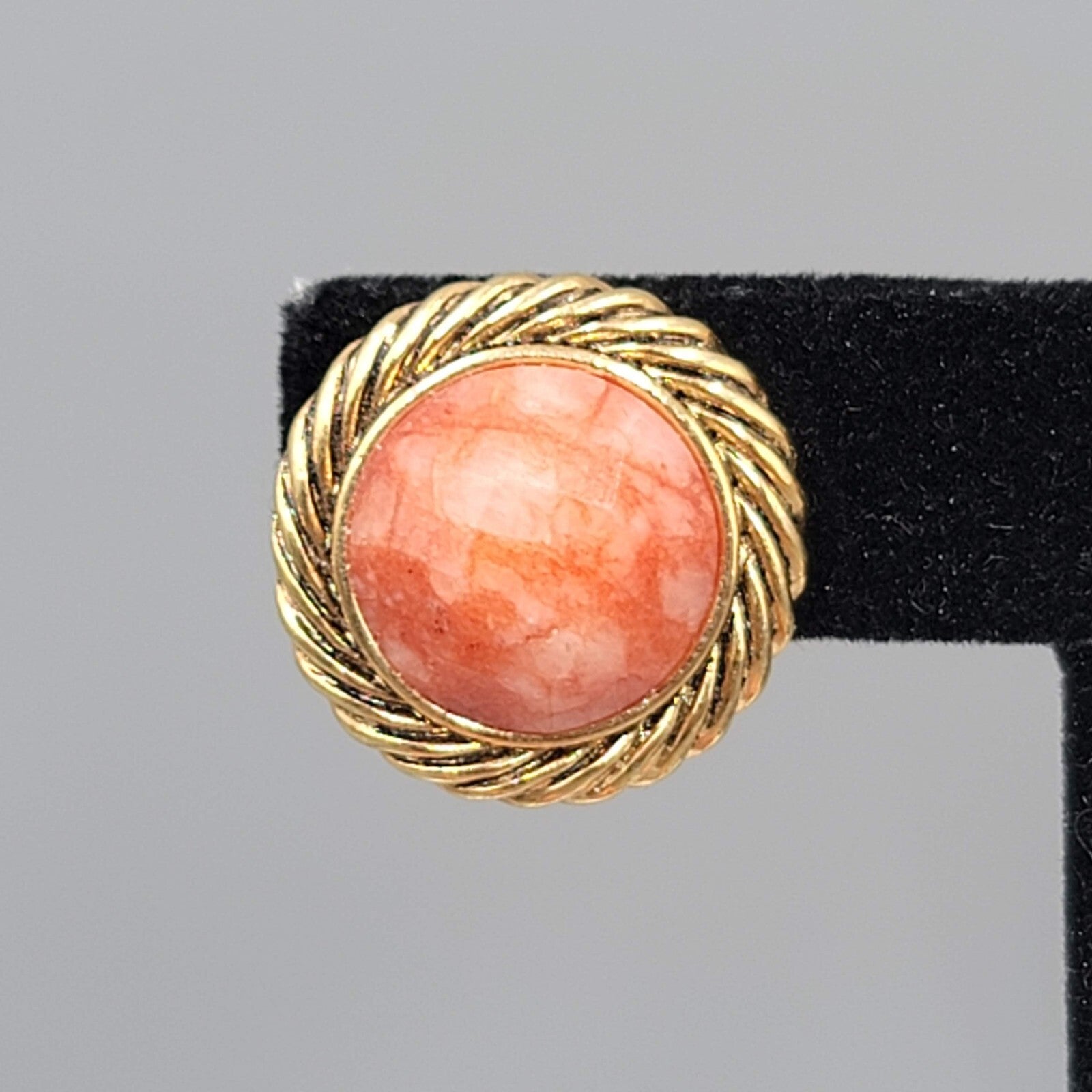 Vintage Orange White Faceted Gold tone Clip on Earrings Round 3/4"