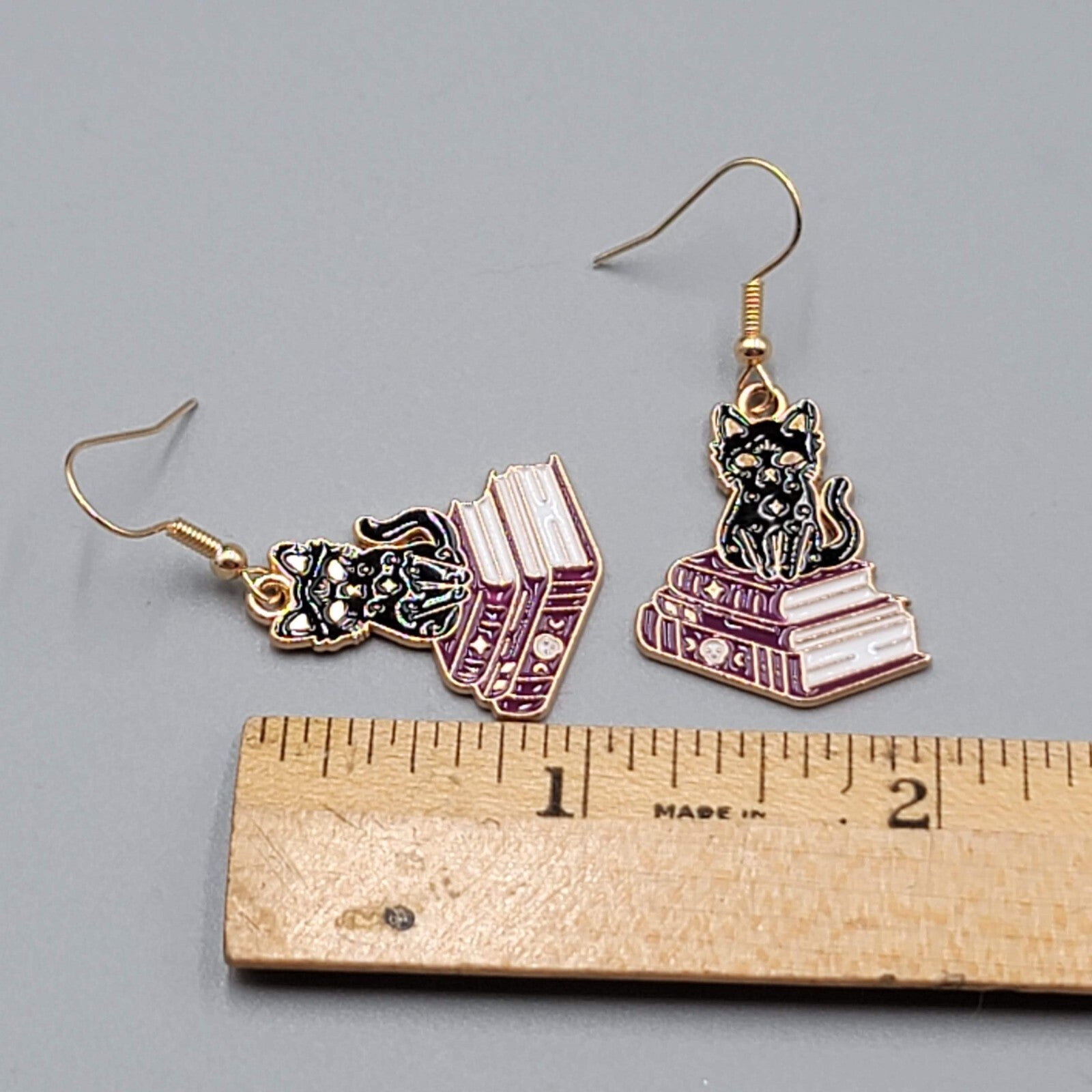 Black Cat Purple Books Pierced Earrings Enamel Gold tone Dangle New 1"