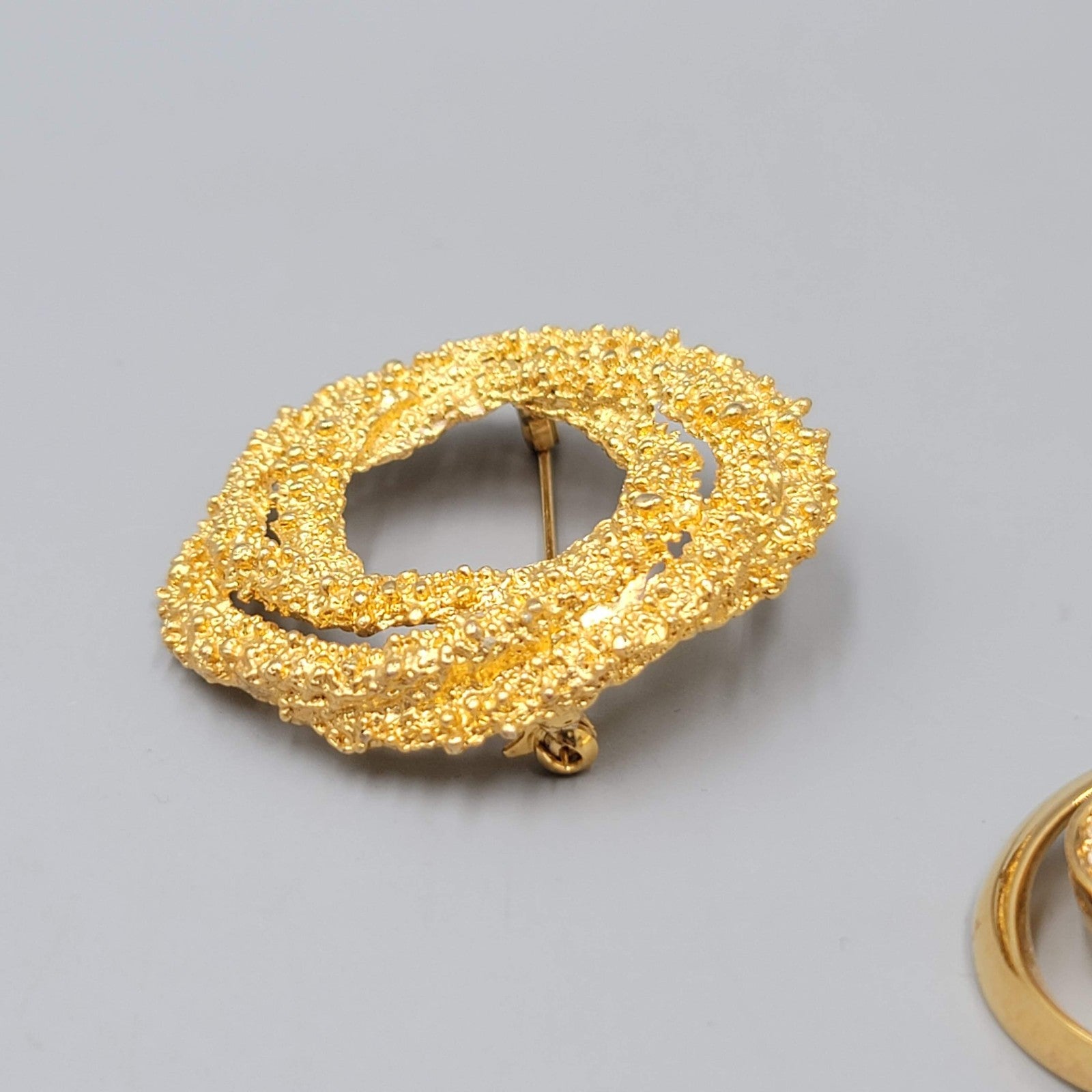 Vintage Gold Tone Circle Brooch Pin Lot of 2 Textured Swirl Rhinestone