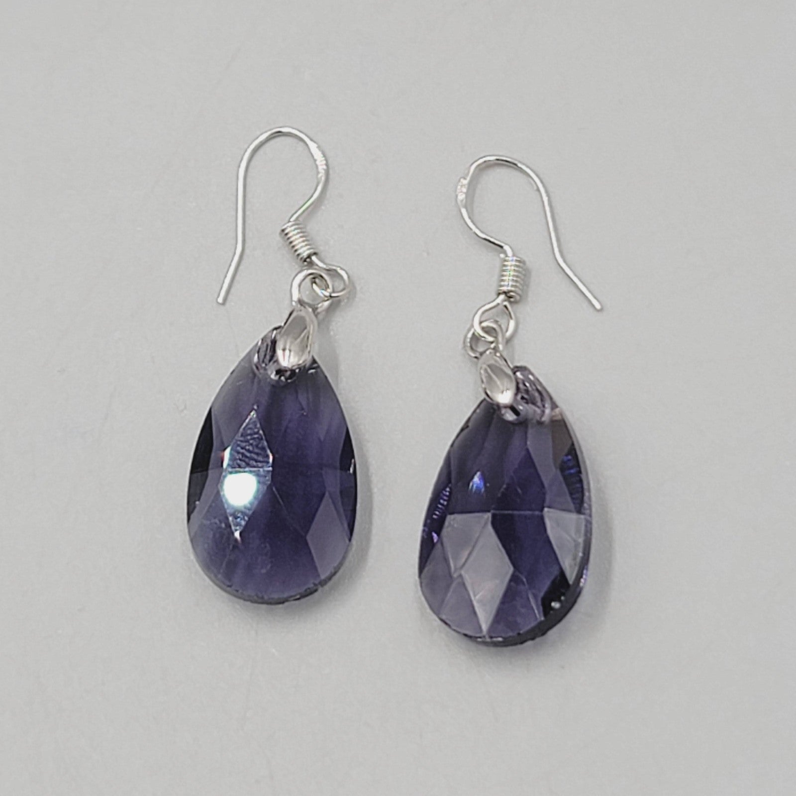 Purple Glass Teardrop Bead Pierced Earrings Silver tone Dangle 1"