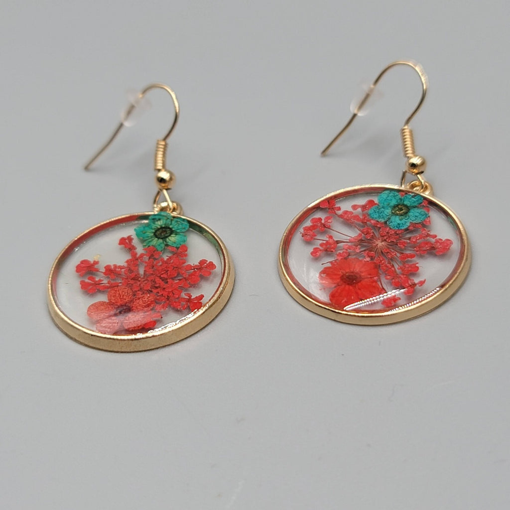 Real Flower Pierced Earrings Gold tone Pressed Resin Round Dangle New 1"