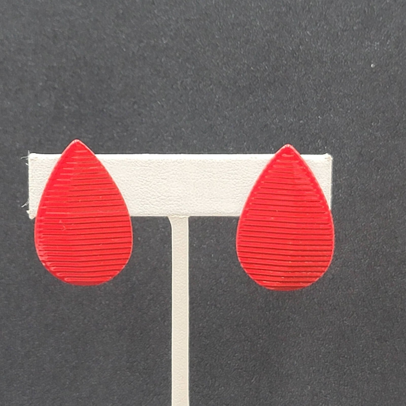 Vintage Clip on Earrings Red Enamel Ribbed Teardrop 1.25"