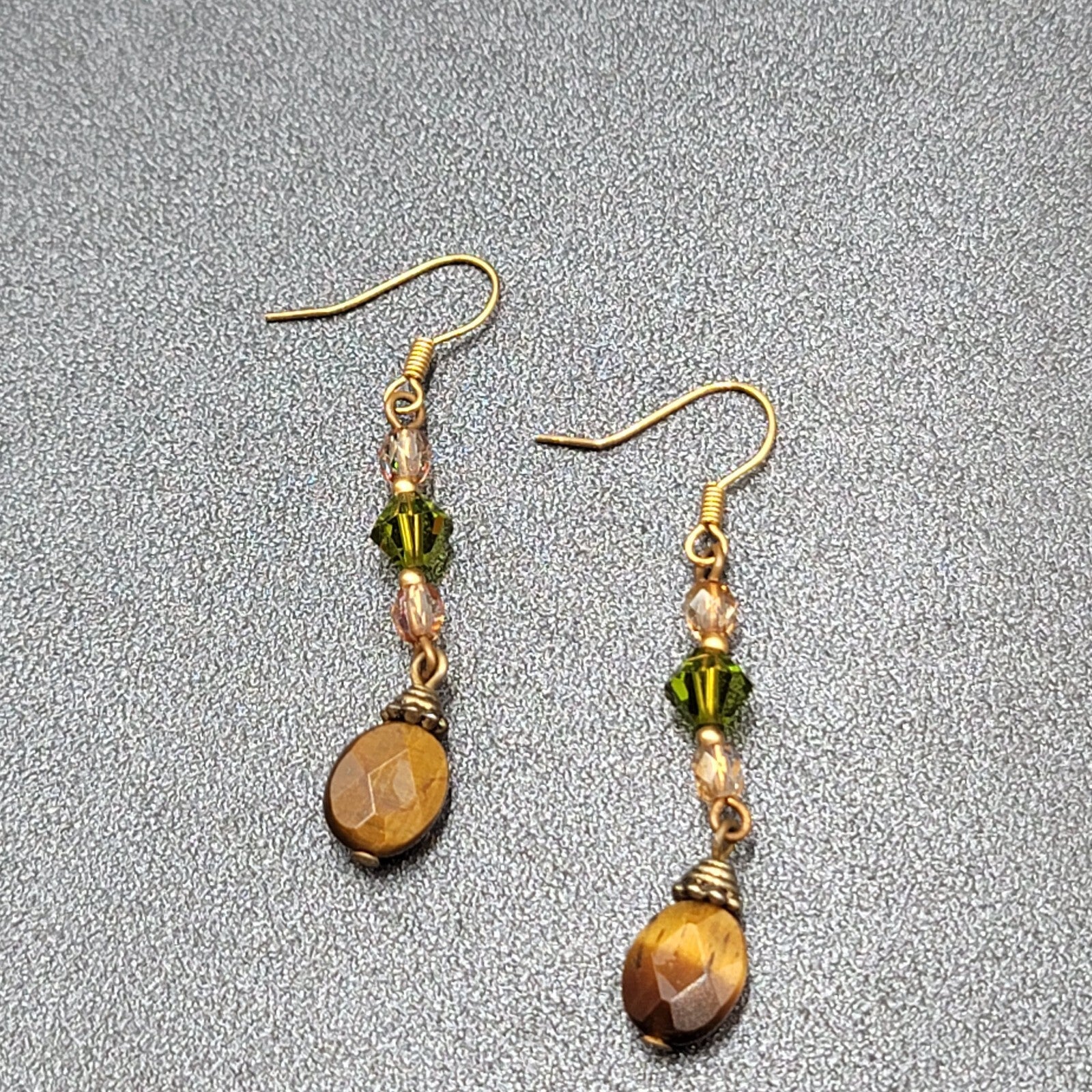 Pierced Earrings Tigers Eye Pink Green Crystal Bead 1.5"