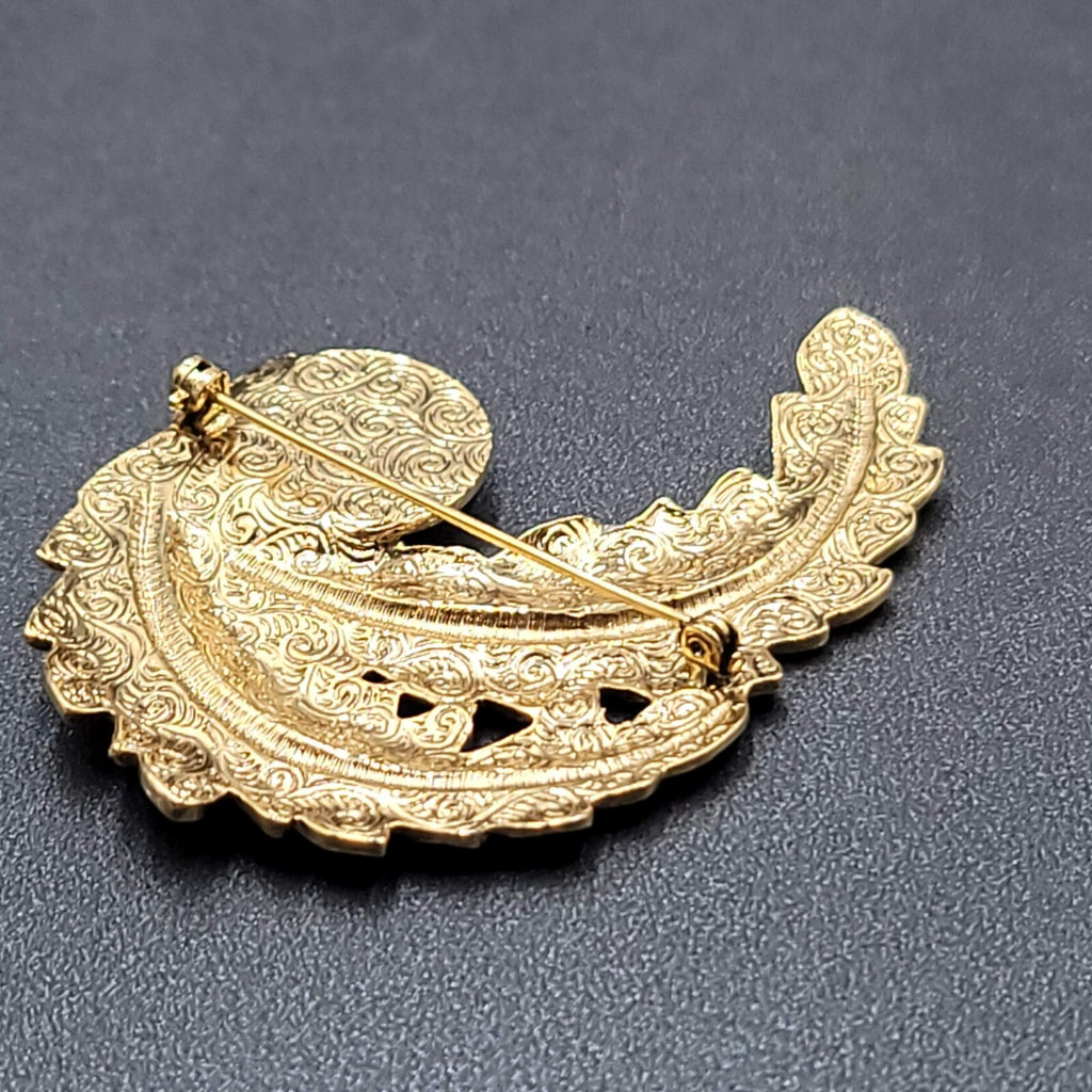 Vintage Brooch Pin Jewelry Costume Leaf Imitation Pearl Gold tone 2.75"