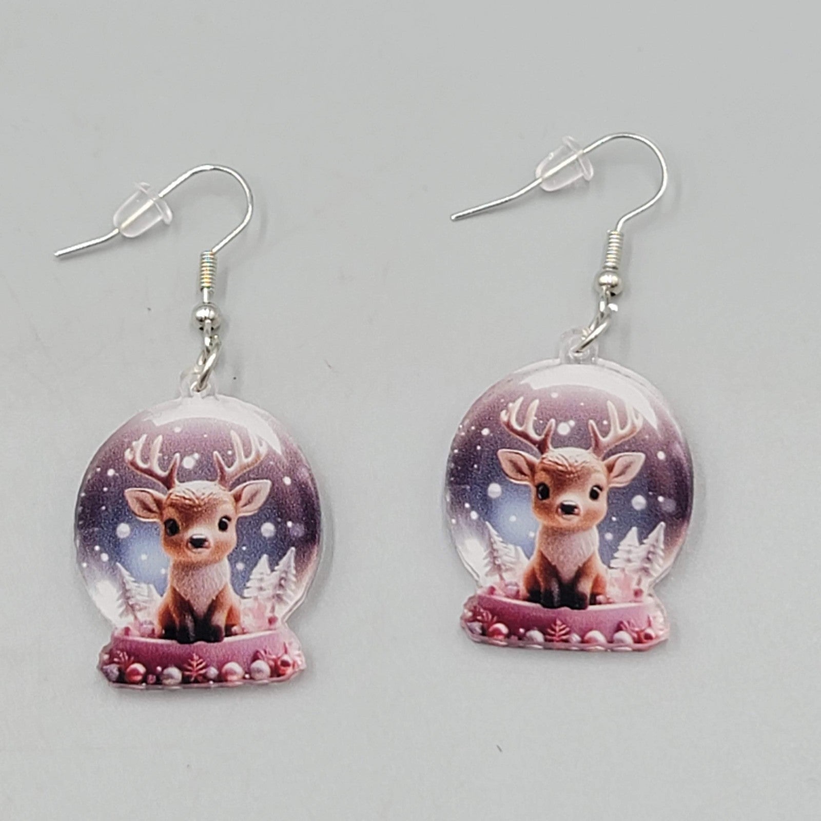 Christmas Snow Globe Reindeer Pierced Earrings Silver tone Dangle 1.25 in