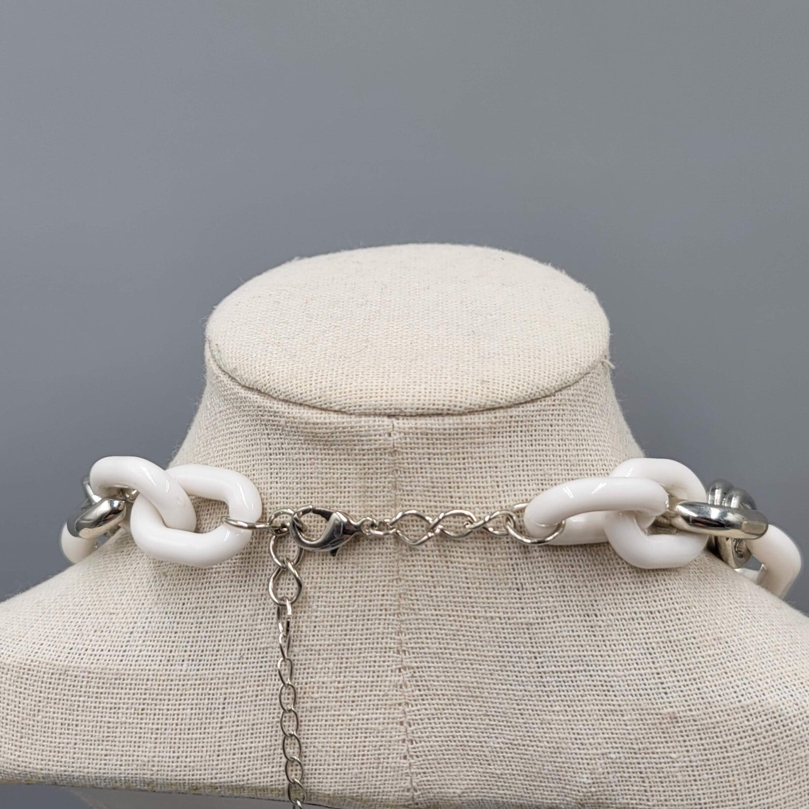 Mark Necklace Silver tone Large White Links 16"+