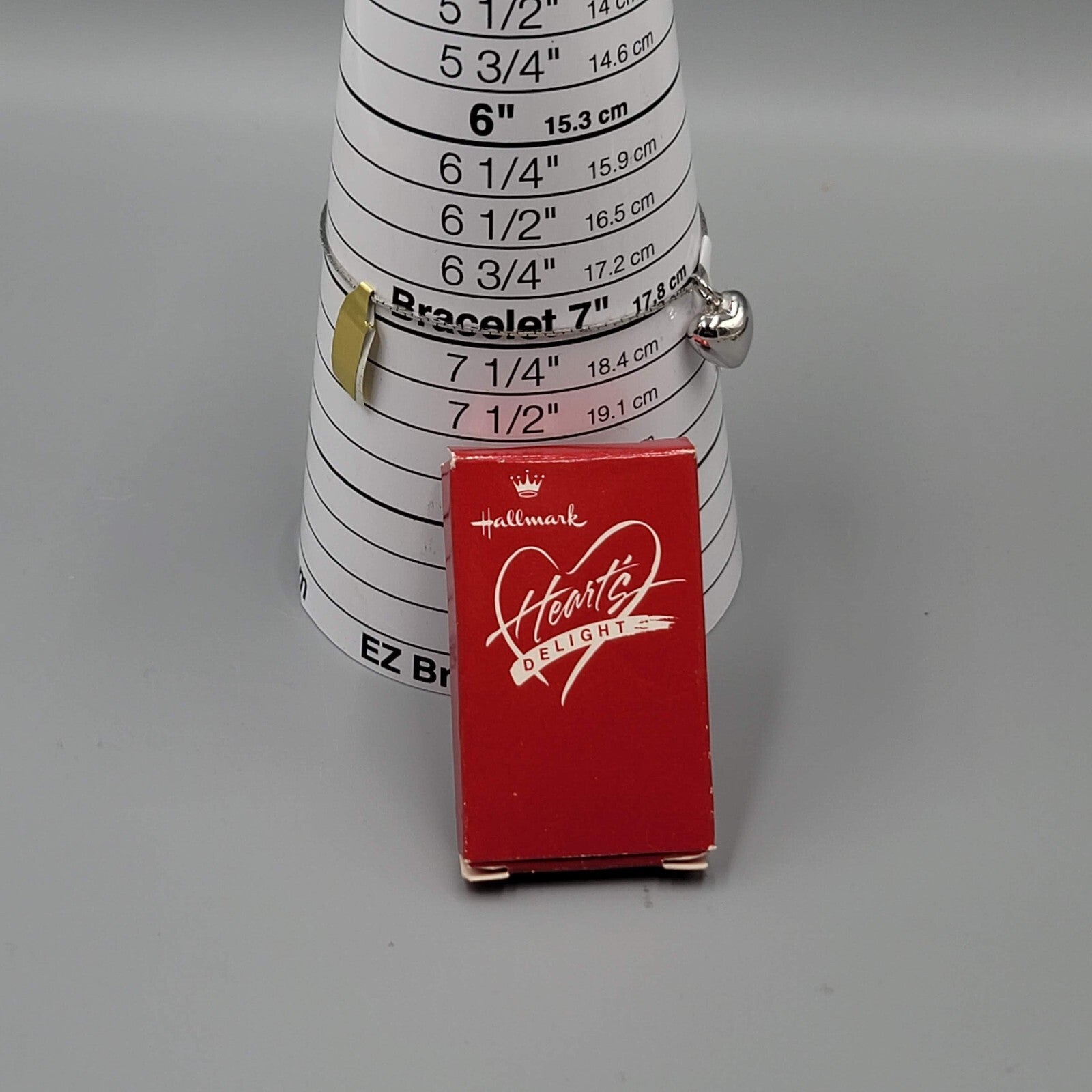 Vtg Valentine Hallmark Hearts Delight Silvertone Chain Bracelet Heart Org Box