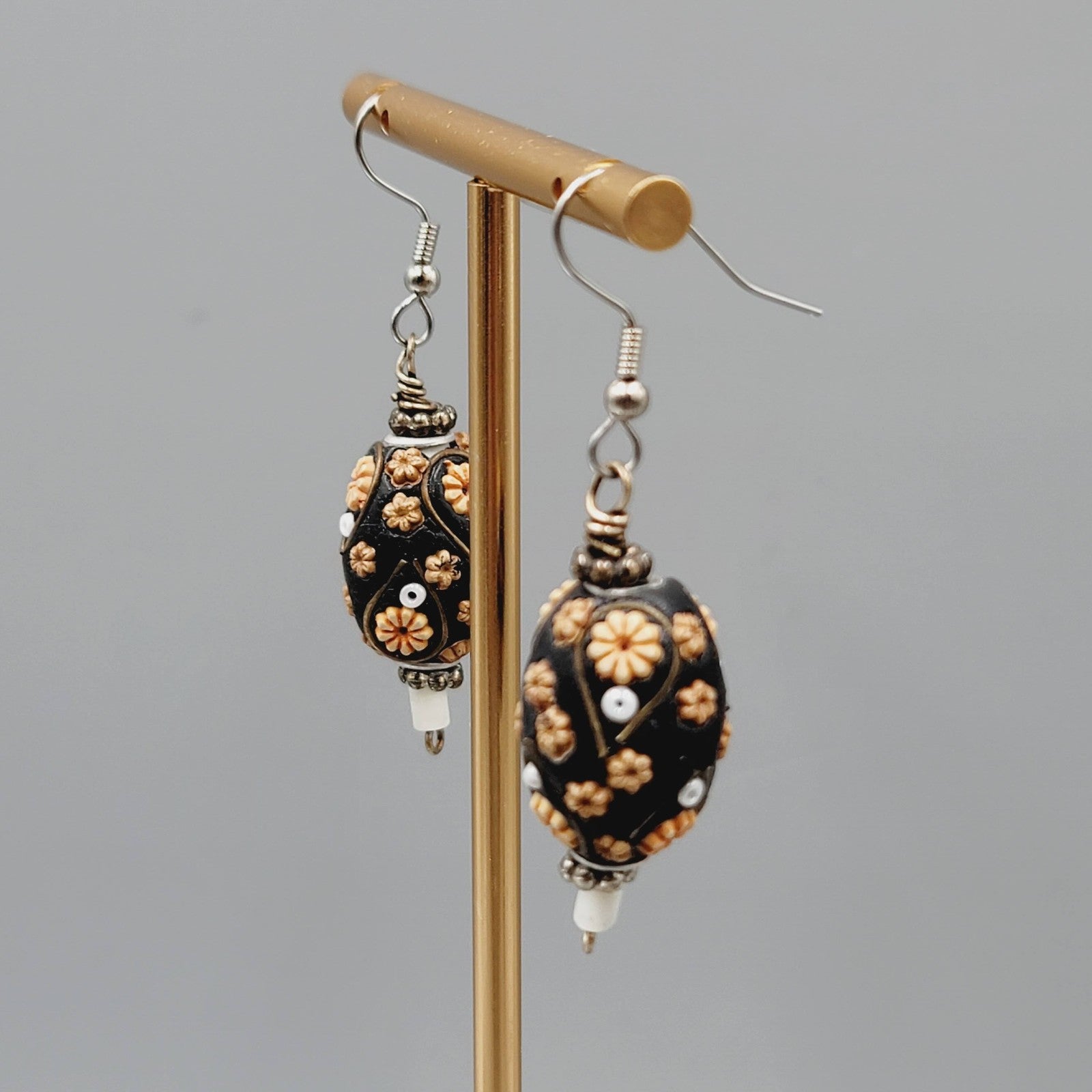 Handmade Floral Bead Pierced Earrings Boho Statement Dangle Silver tone 1.5"