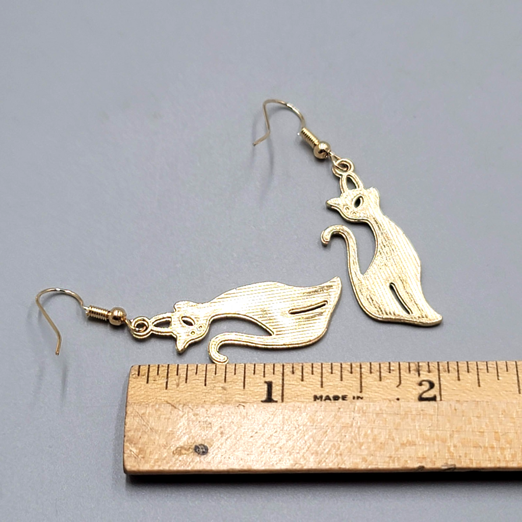 Black Kitty Cat Flower Print Pierced Earrings Gold tone Dangle 1 3/8"