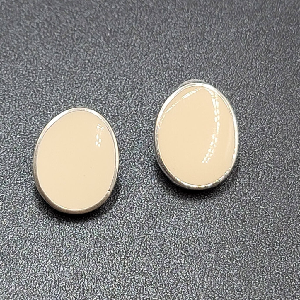 Pierced Earrings Silver tone Ivory White Enamel Oval Drop 7/8"