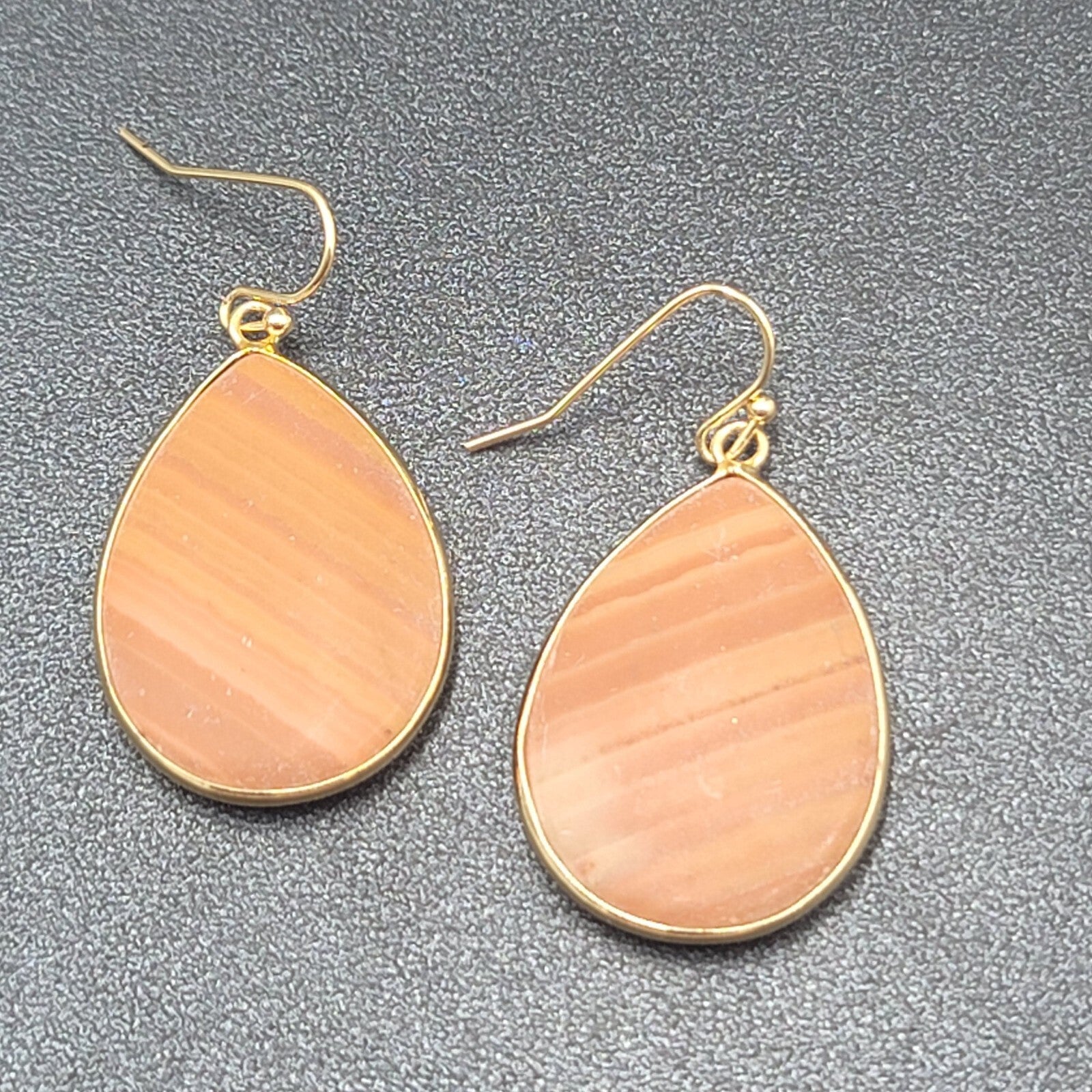 Pierced Earrings Gold tone Orange Stone Teardrop Dangle 1 3/8"