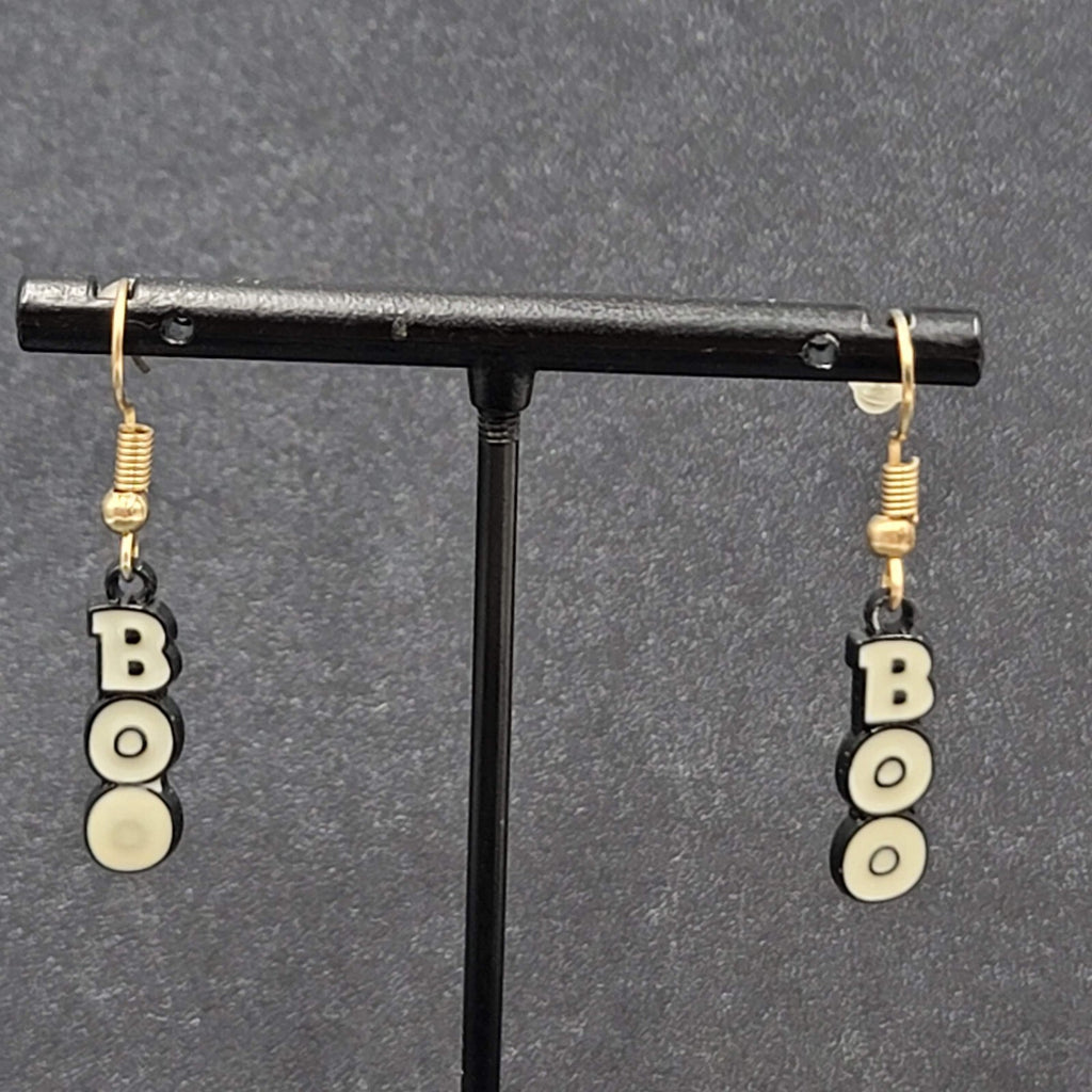 BOO Pierced Earrings Black Enamel Halloween Dangle Gold tone 7/8"
