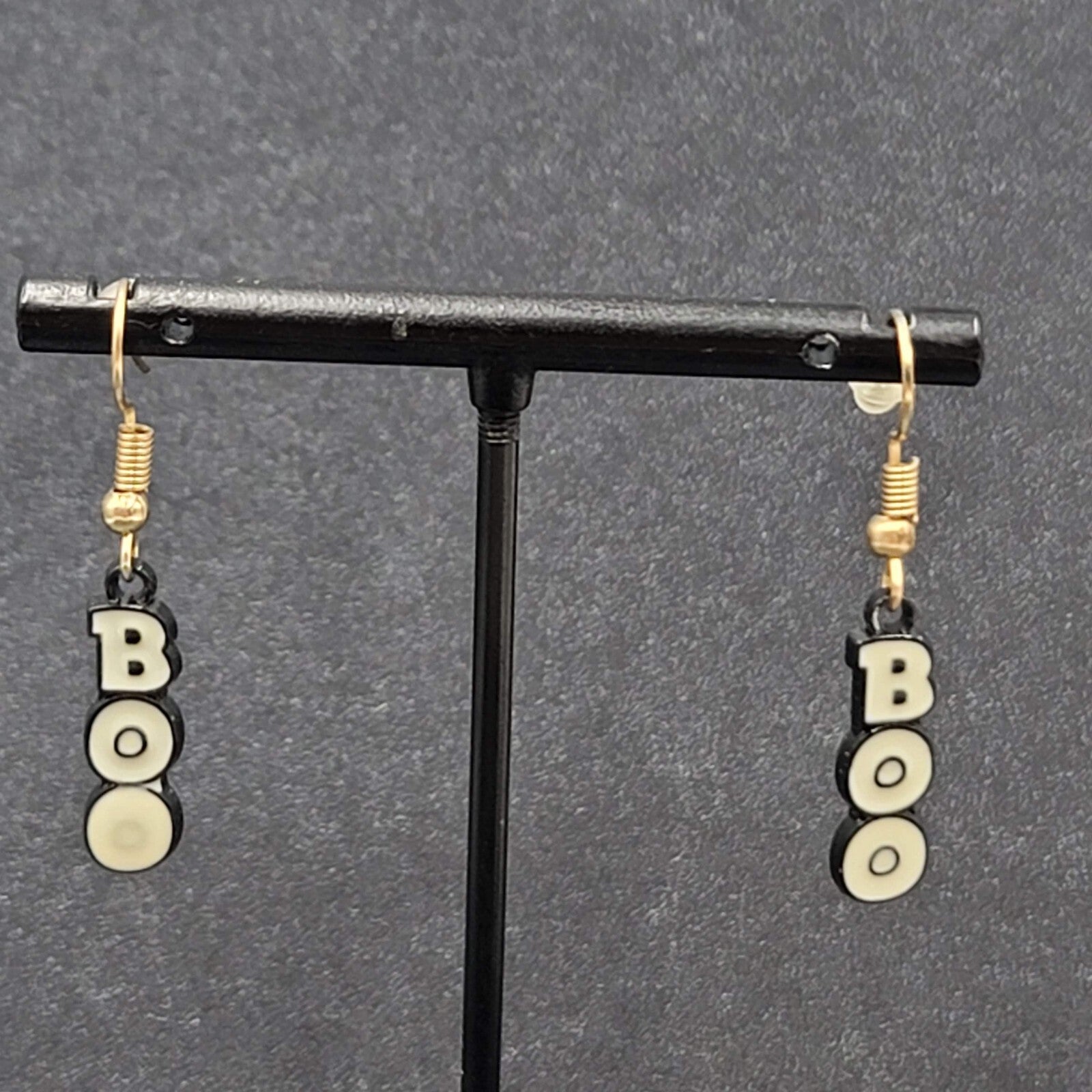 BOO Pierced Earrings Black Enamel Halloween Dangle Gold tone 7/8"