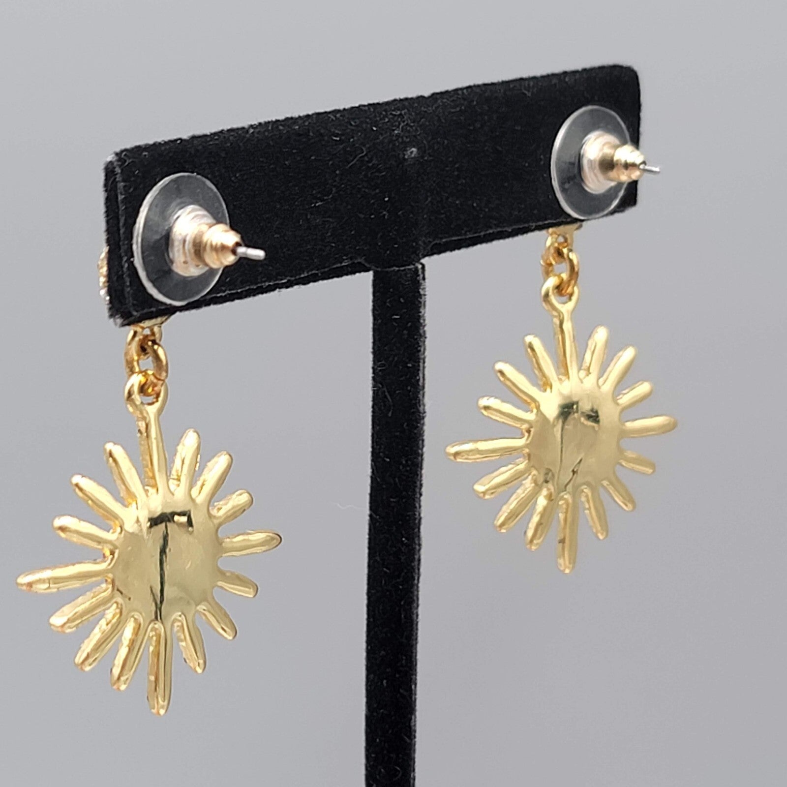 Pierced Earrings Gold tone Multicolor Crystal Starburst Sun Dangle 1.75"