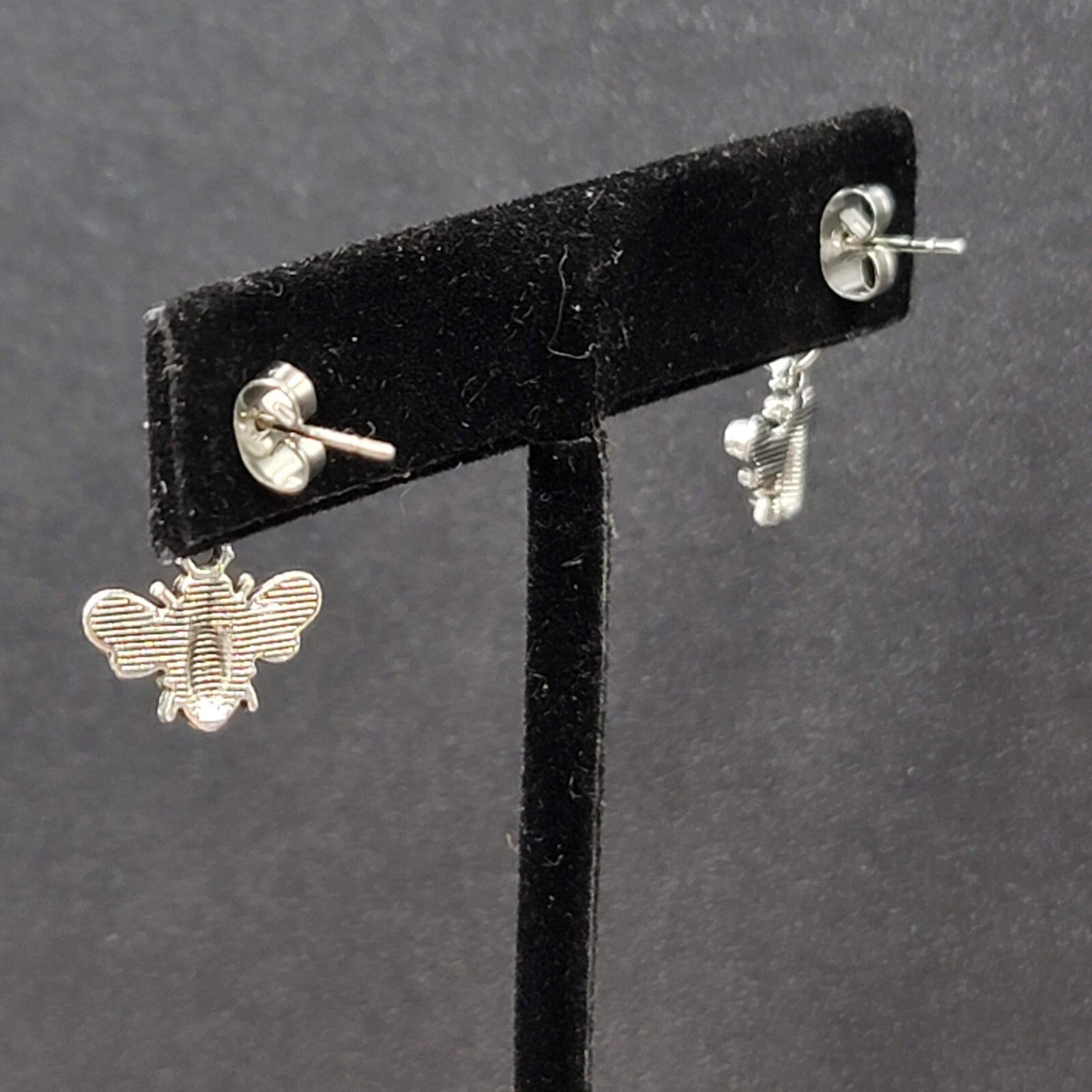 Bee Pierced Earrings Silver tone Small Dangle 1/2"