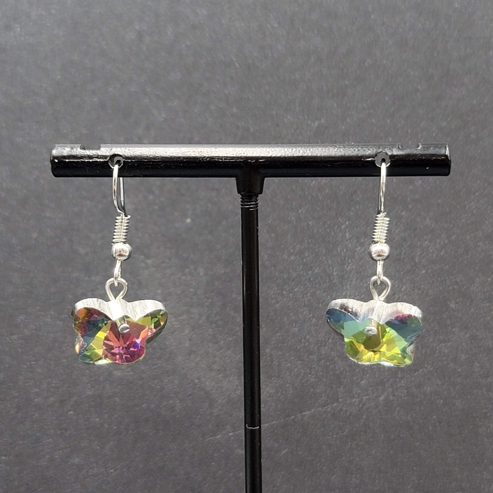 Pierced Earrings Silver tone Rainbow Heliotrope Butterfly Dangle Bead 1/2"